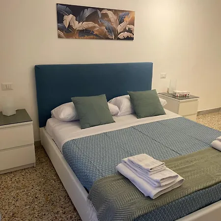 Riza Subway A Tourist Appartement *